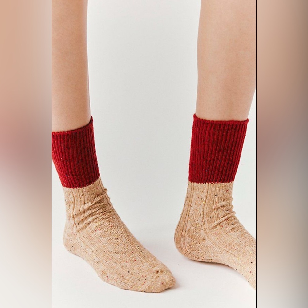 Free People Color Block Cable Ankle Socks. NWT. Toasted red - Picture 4 of 4